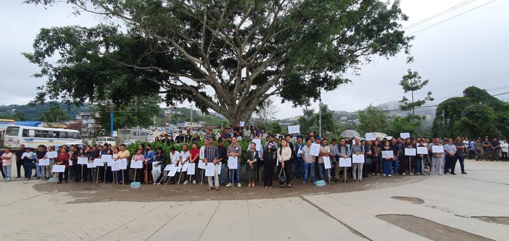 NNPSGSEF & CANSSEA members during the National Protest Day held outside the Nagaland Civil Secretariat, Kohima on September 26. (Morung Photo)